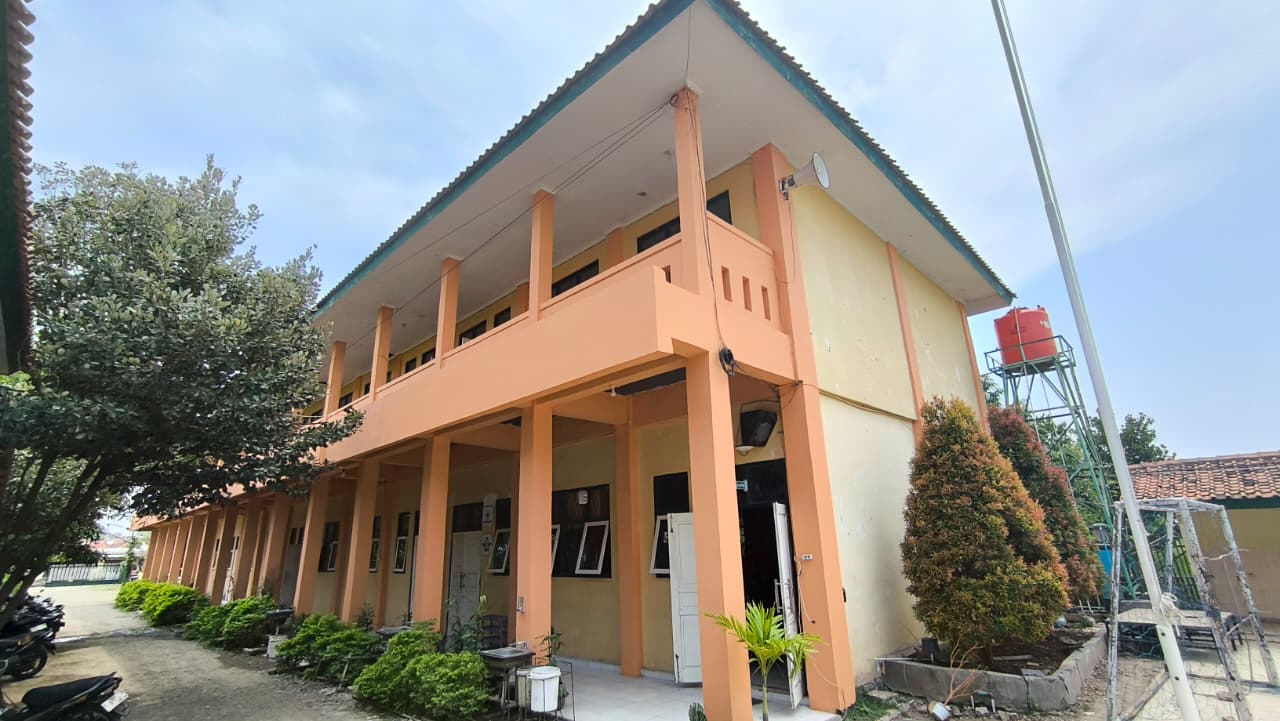 Foto Sekolah SMK PUI Gegesik